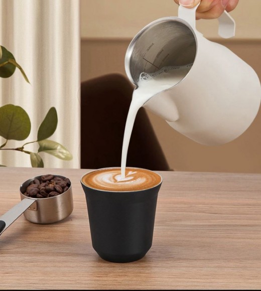 ПИТЧЕР (вспениватель) для молока 500 мл белый ПИТЧЕР (вспениватель) для молока 500 мл белый