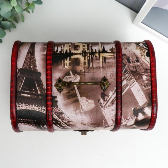 Шкатулка дерево состаренная "Цветы и города" сундучок 15х22х15,5 см Шкатулка дерево состаренная "Цветы и города" сундучок 15х22х15,5 см