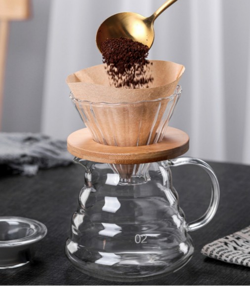 Воронка стеклянная (пуровер) V-02 для заваривания способом Hario. 1-4 чашки прозрачная