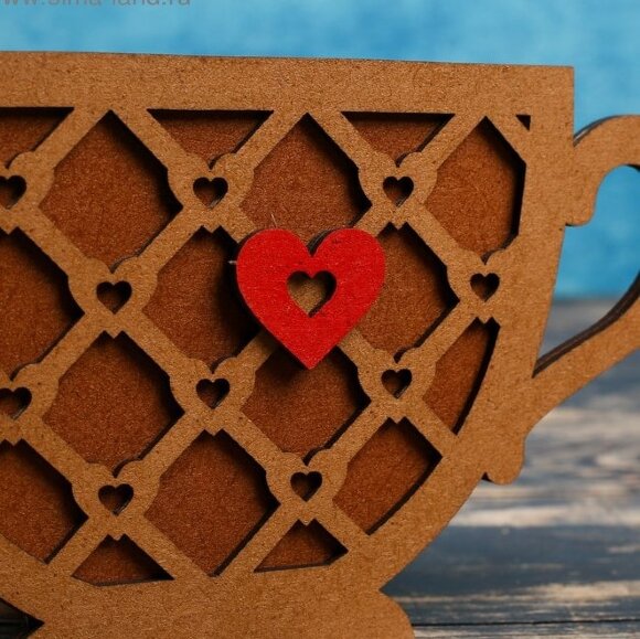 Кашпо деревянное "Чашечка чая, с сердцем" 18.3×8.1×11 см 
